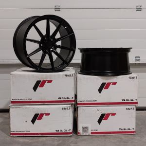 JR-Wheels SL02 ZWEITE CHANCE Felgen 19 Zoll 9.5J ET45 5x120 Flow Form Flat Black