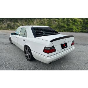 X-Form Hinten Window Louvers V2 Schwarz Glänzend ABS Plastik Mercedes E-Class