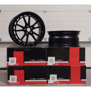 JR-Wheels JR45 ZWEITE CHANCE Felgen 20 Zoll 8.5J ET45 5x114.3 Flow Form Gloss Black